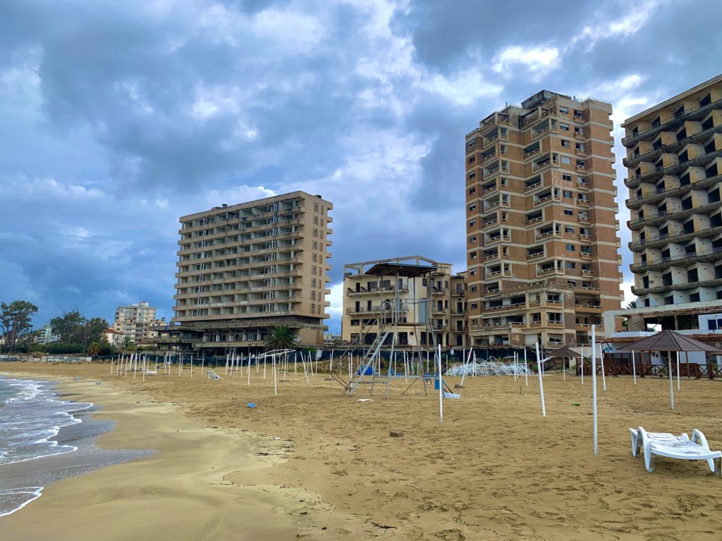 Varószia, a halott üdülőparadicsom / Ciprus Varószia, a halott üdülőparadicsom / Ciprus