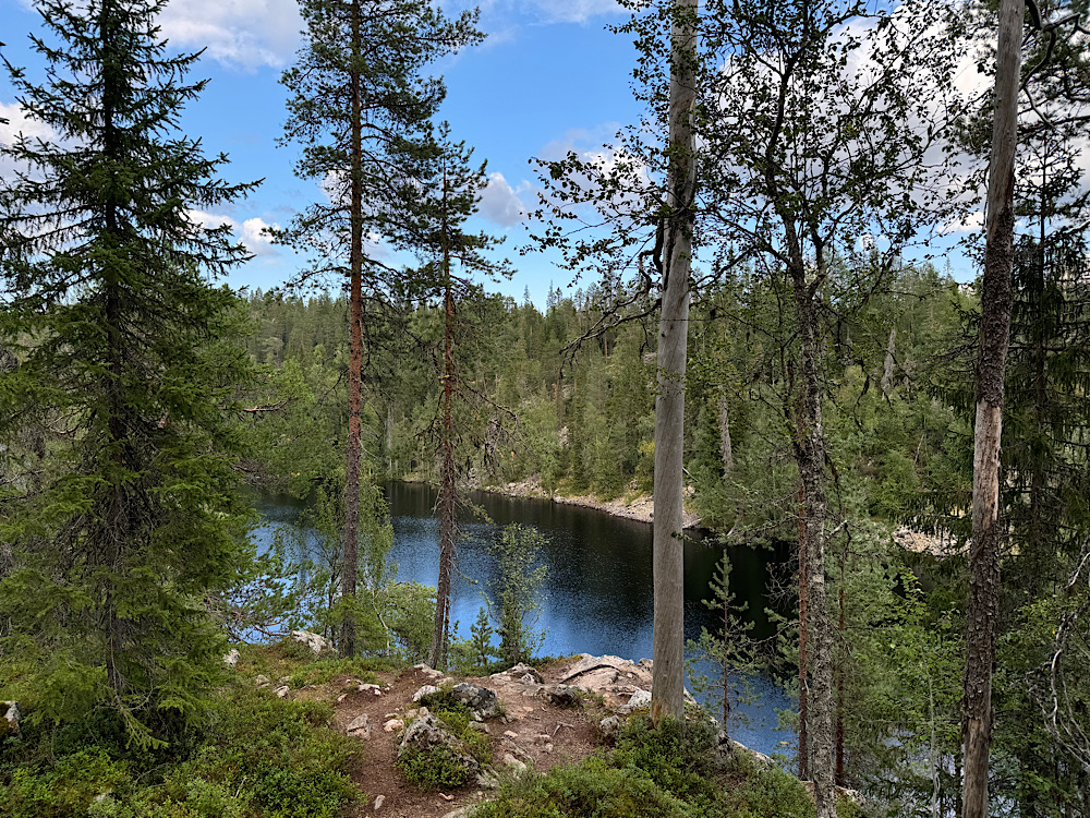 Hossa Nemzeti Park – ahol a tavak és fenyvesek találkoznak a finn vadonnal / Finnország