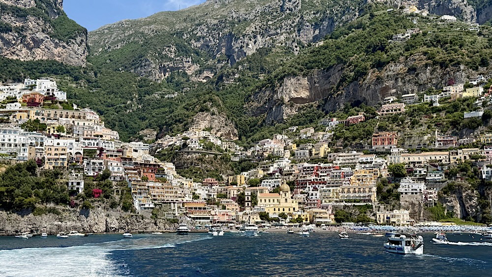 Amalfi-part (Amalfi, Positano, Ravello és Sorrento) / Olaszország
